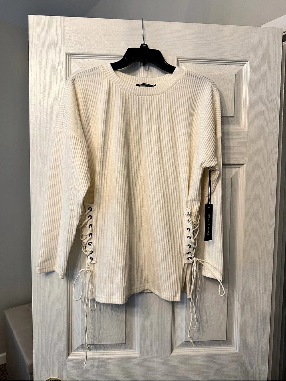 Doe & Rae Women's Lace-Up Side Top in Cream NWT